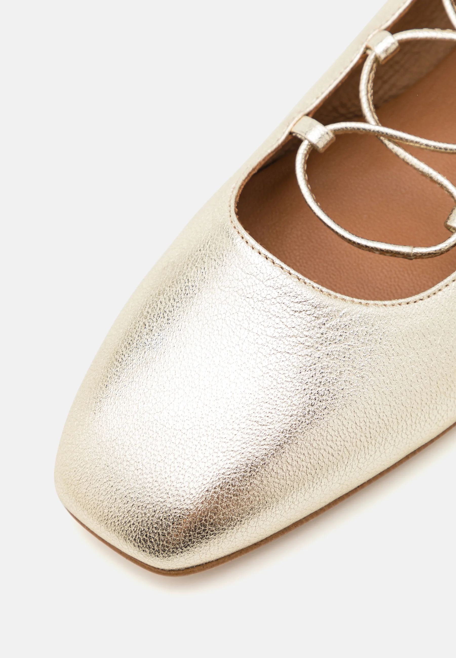 Claudie Pierlot Bailarinas con correa