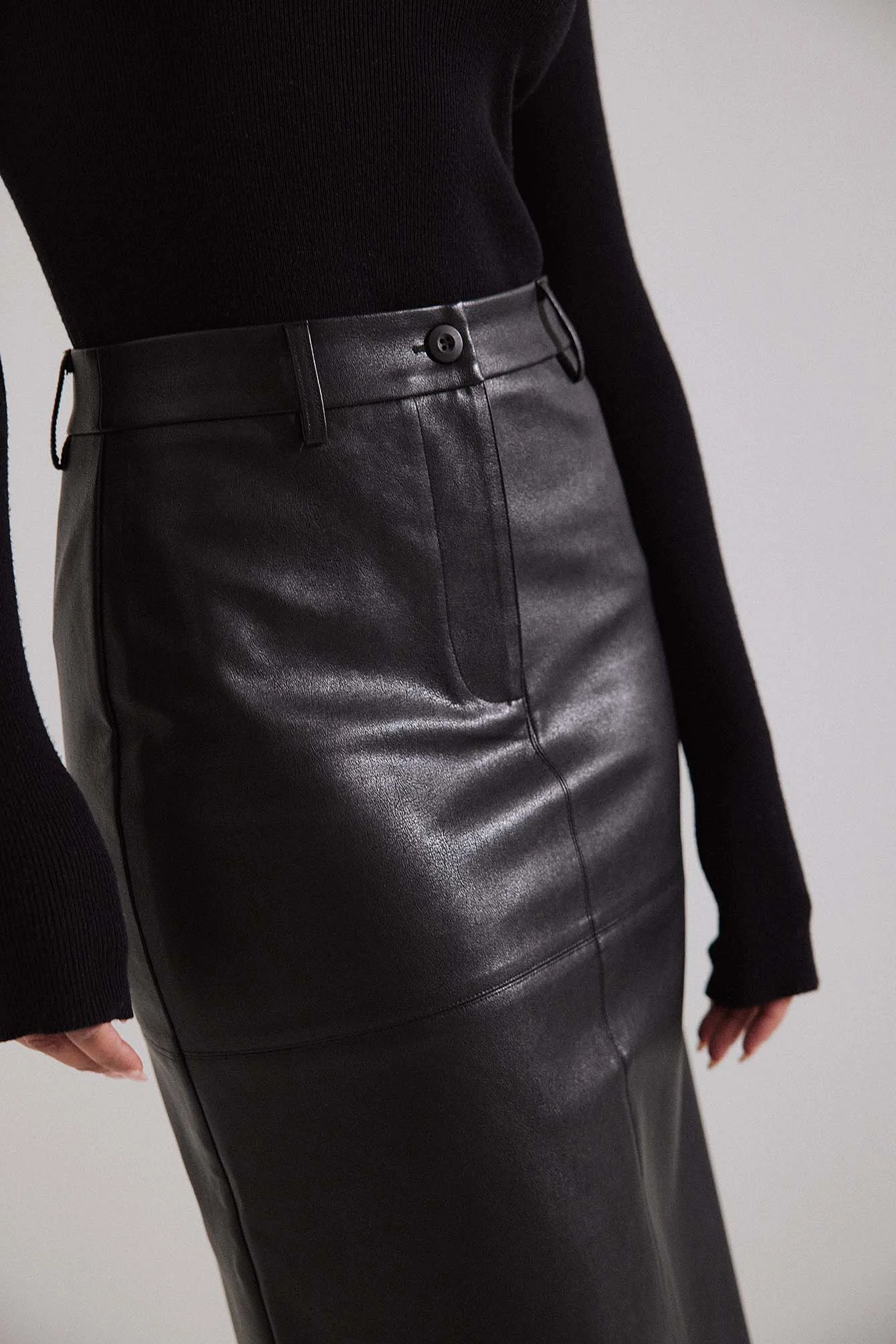 PU-Rock mit hoher Taille