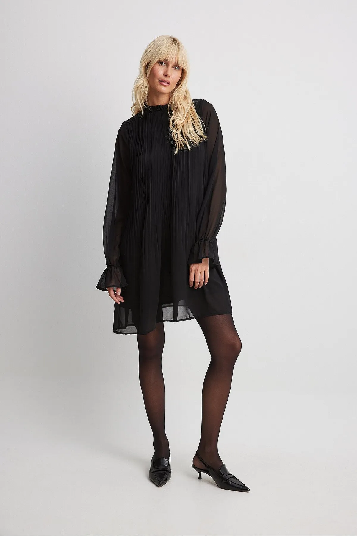 NA-KD  Mini-Plisseekleid