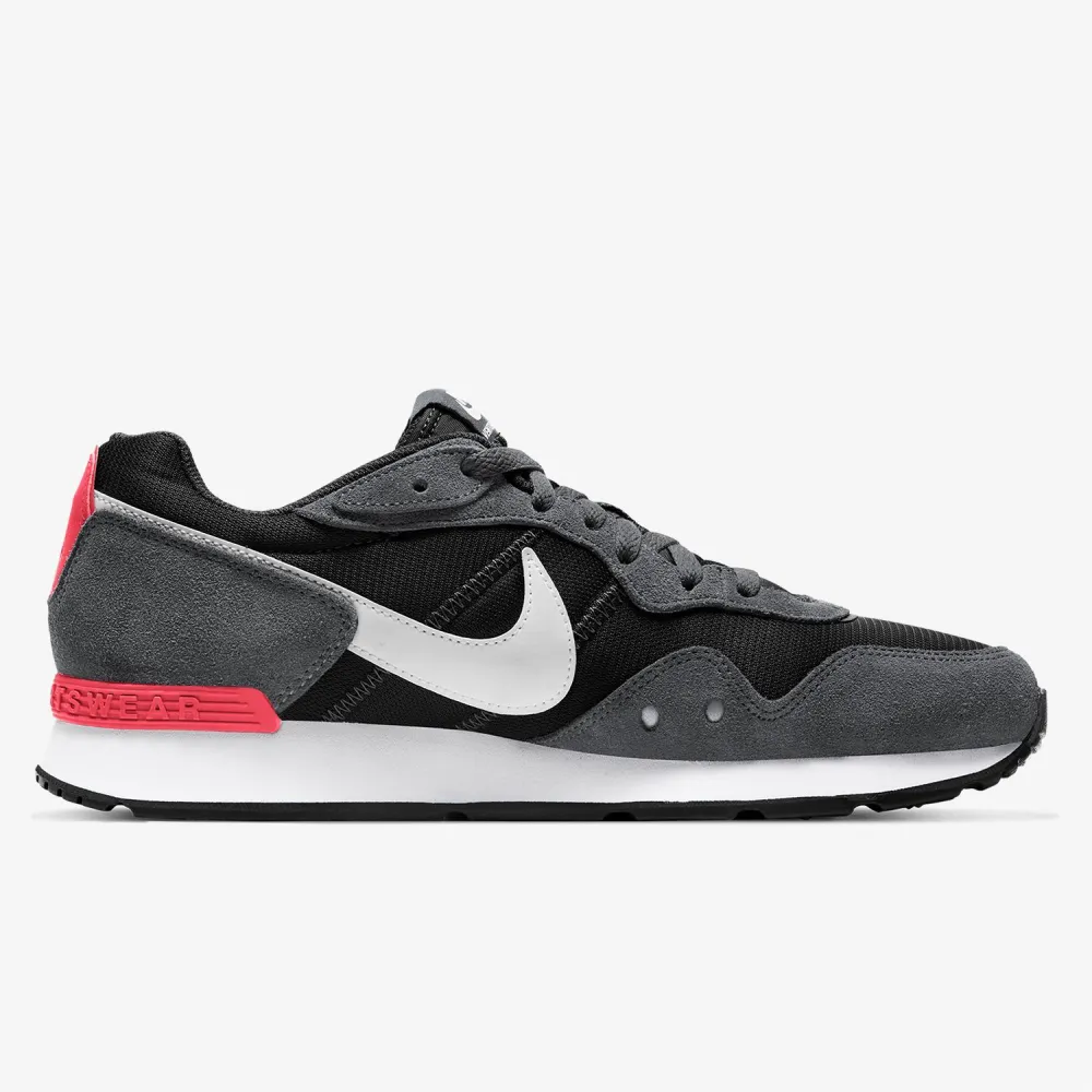 Nike Venture Runner CK2944-004 / grau