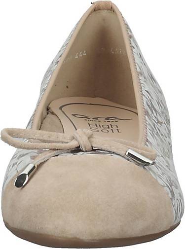 ara Ballerinas
