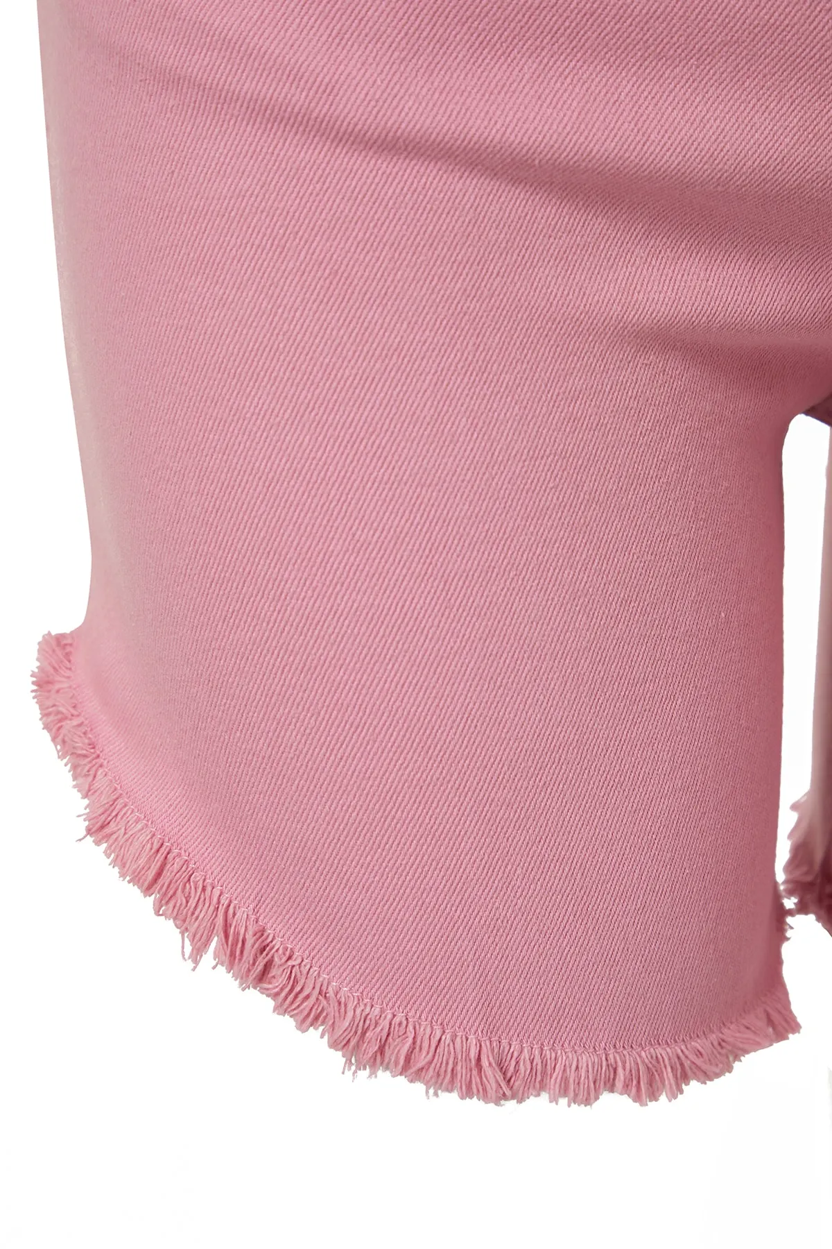 Trendyol Curve  Flexible Skinny-Jeansshorts und Bermudas mit Quasten in Rosa TBBSS23CJ00016