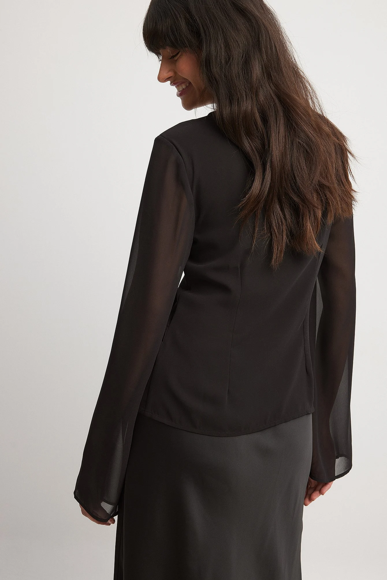 Rüschen-Oberteil mit Schnürung aus Chiffon