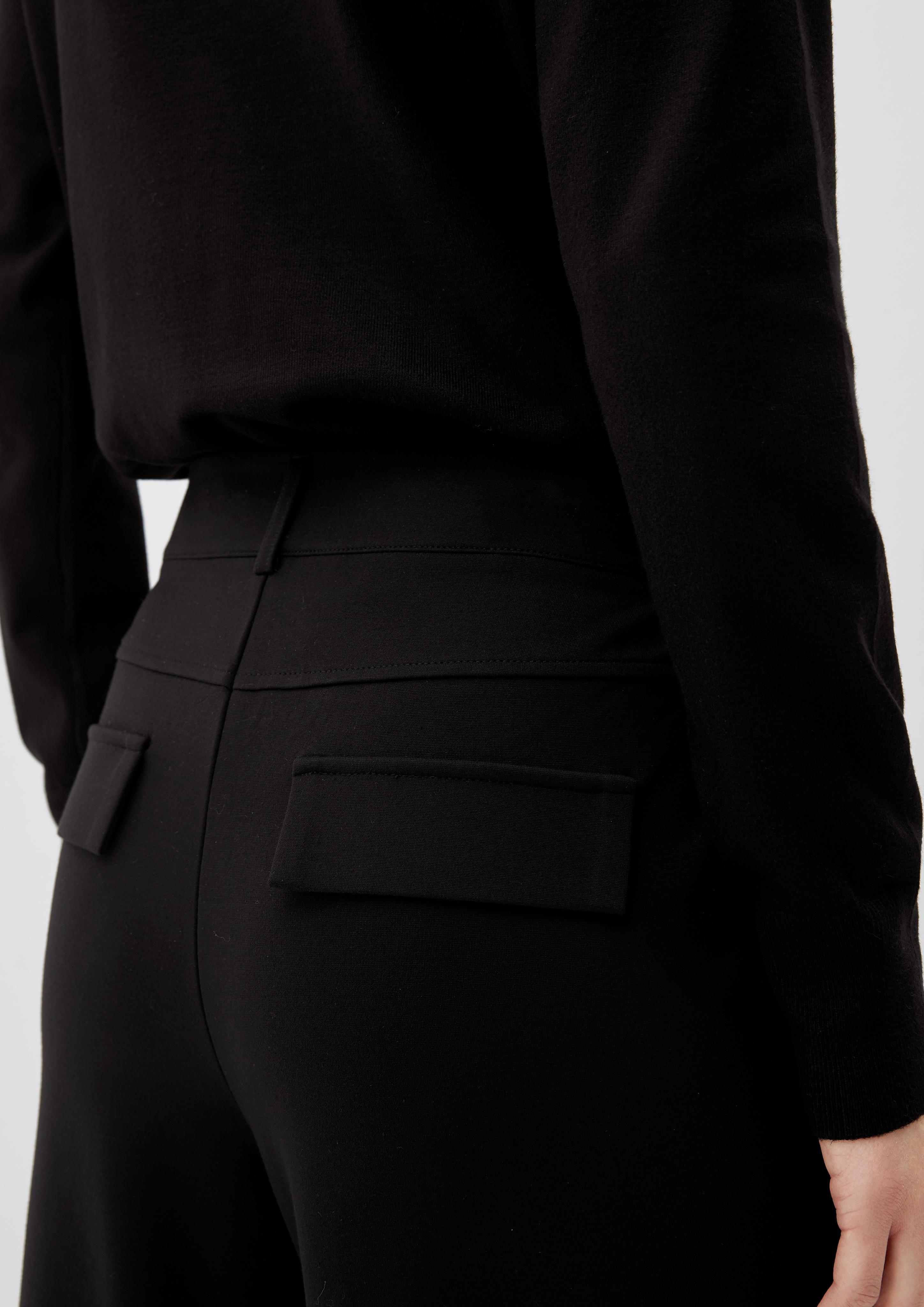 Loose: Stoffhose mit Wide Leg  2129908-9999