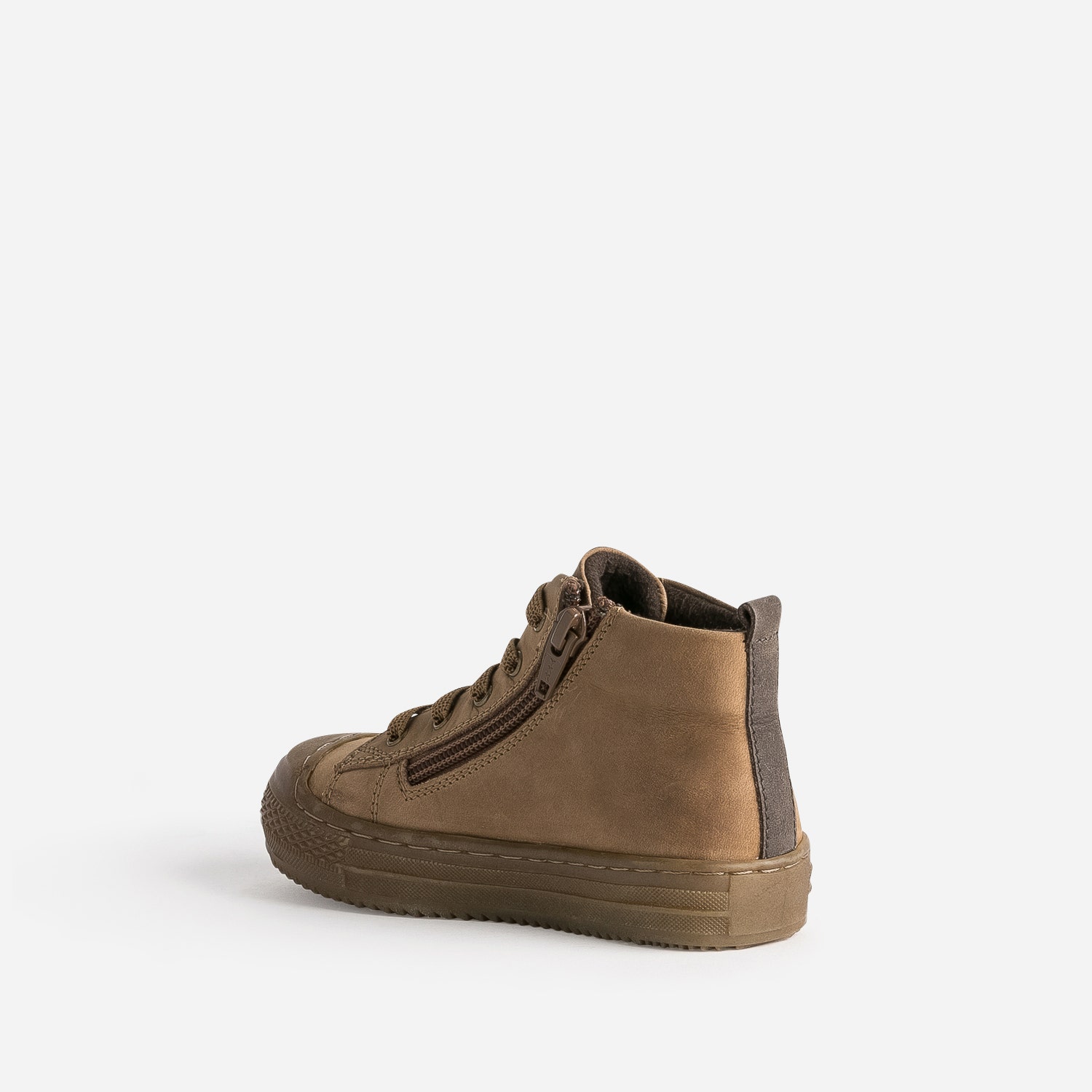 Basket éco-conçue BUGGY marron en cuir