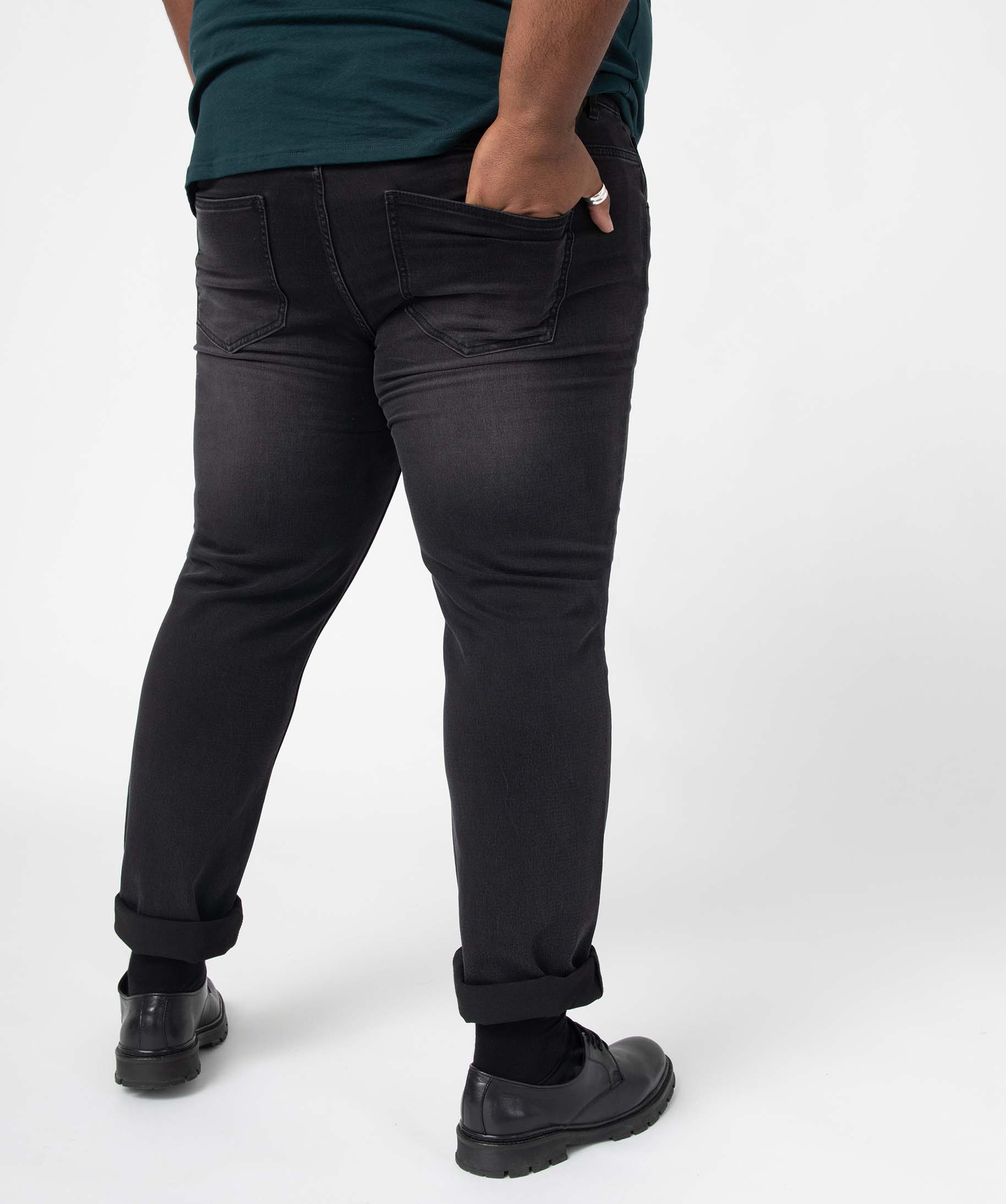 Jean homme coupe Straight légèrement délavé noir | GEMO