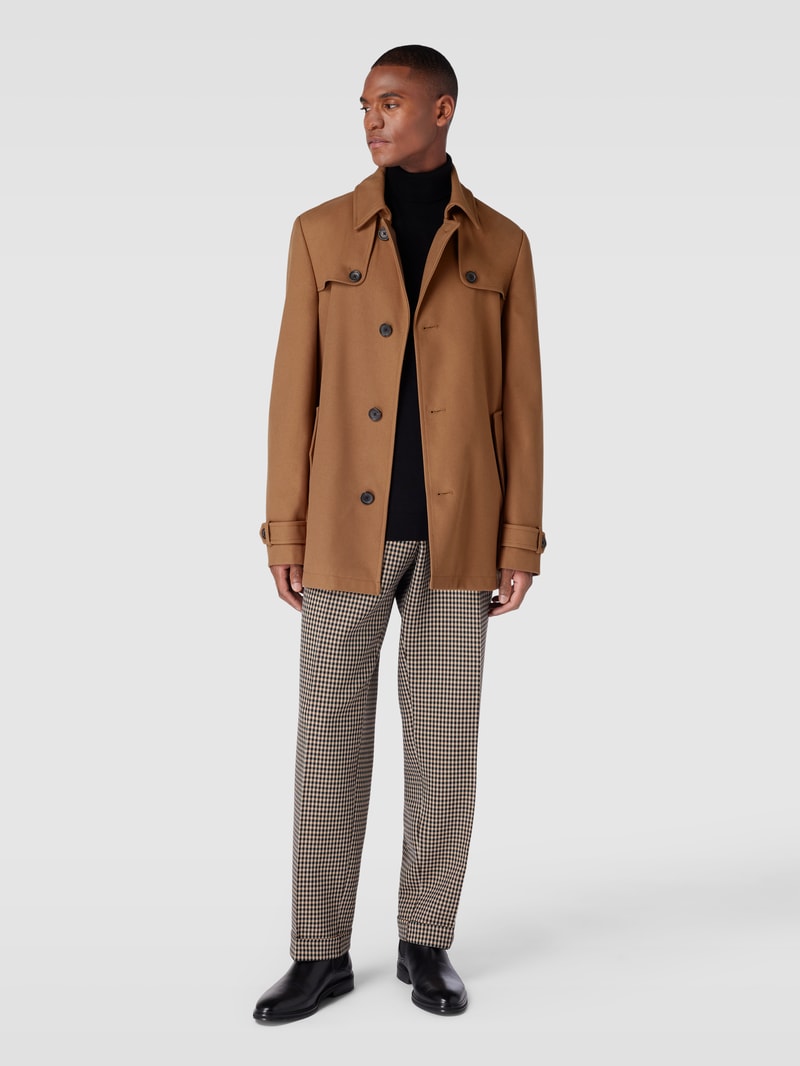 Jacke mit Umlegekragen und Ärmelriegeln in beige