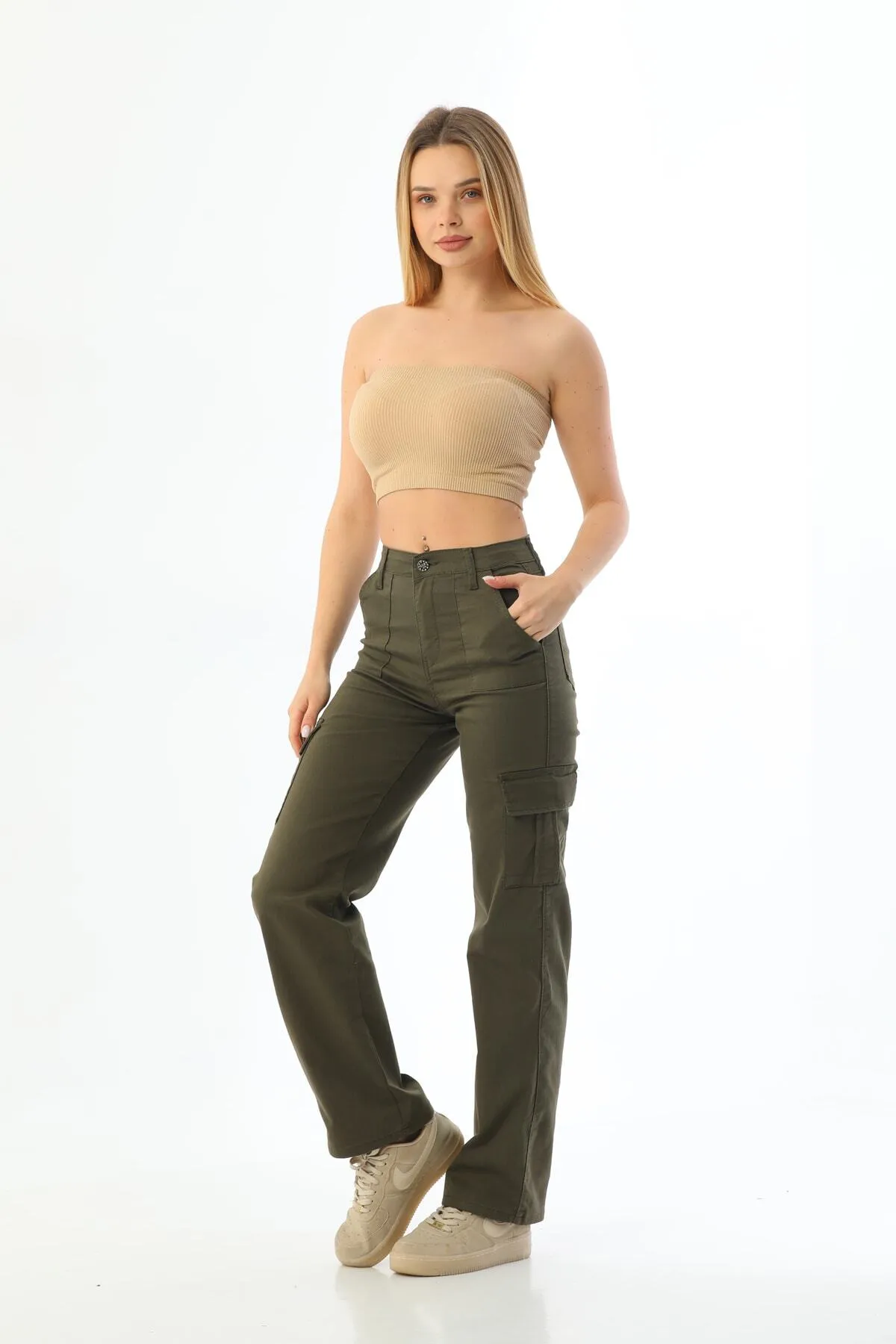 BİKELİFE  Khakifarbene Cargo-Hose aus Lycra mit hoher Taille und weitem Bein