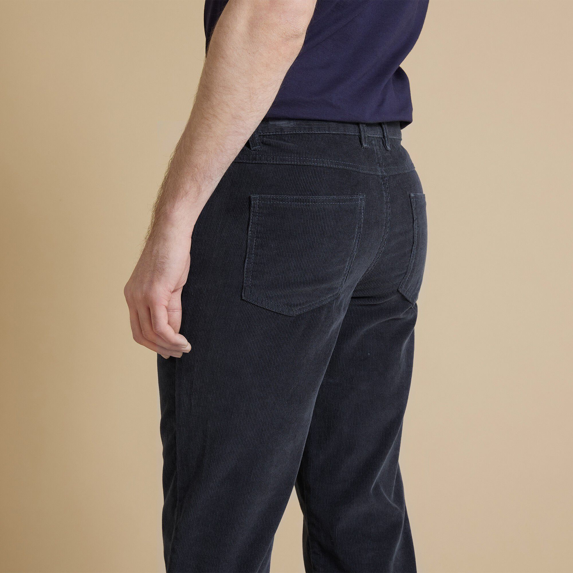 Pantalon droit 5 poches velours milleraies