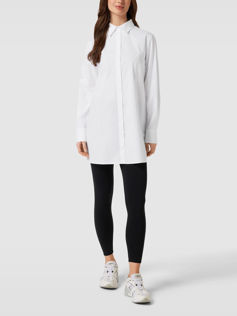 Longbluse mit Umlegekragen Modell 'PLEATED BACK TUNIC SHIRT' in weiß