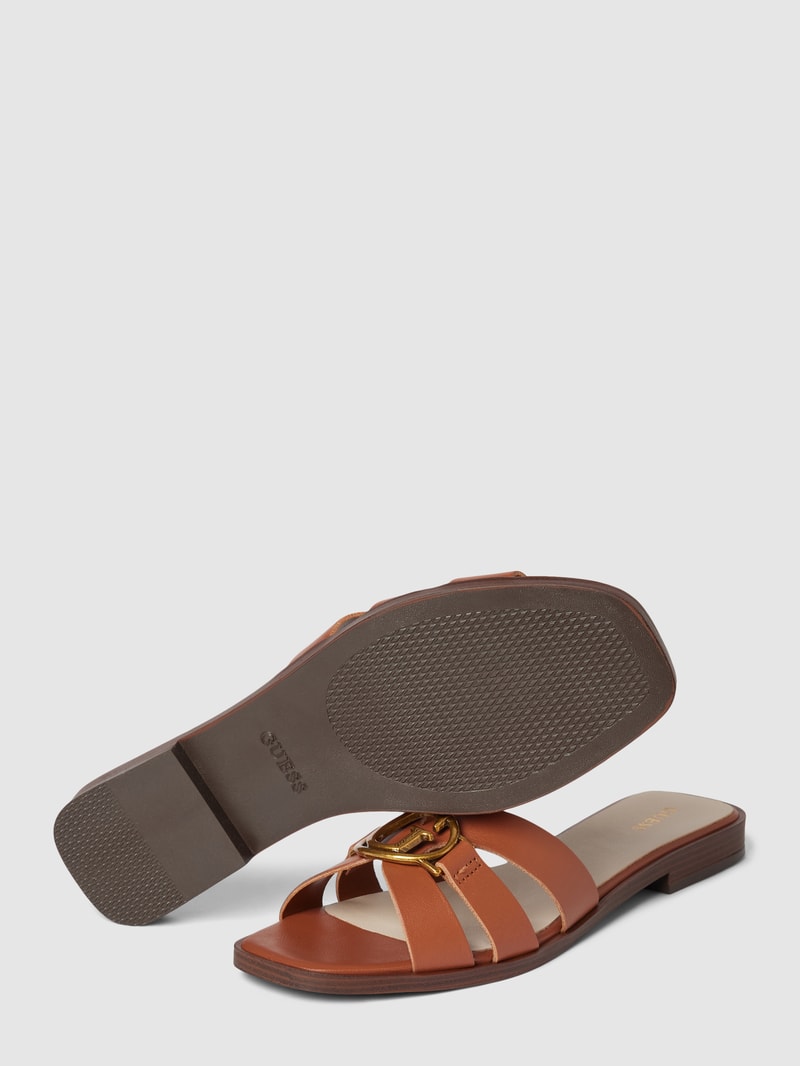 Pantoletten aus Leder mit Label-Detail Modell 'SYMO' in cognac