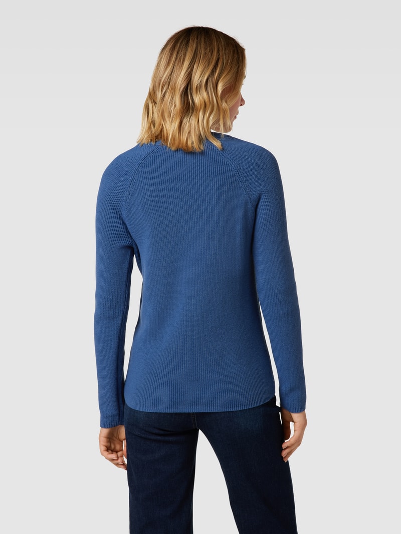Strickpullover mit V-Ausschnitt in jeans