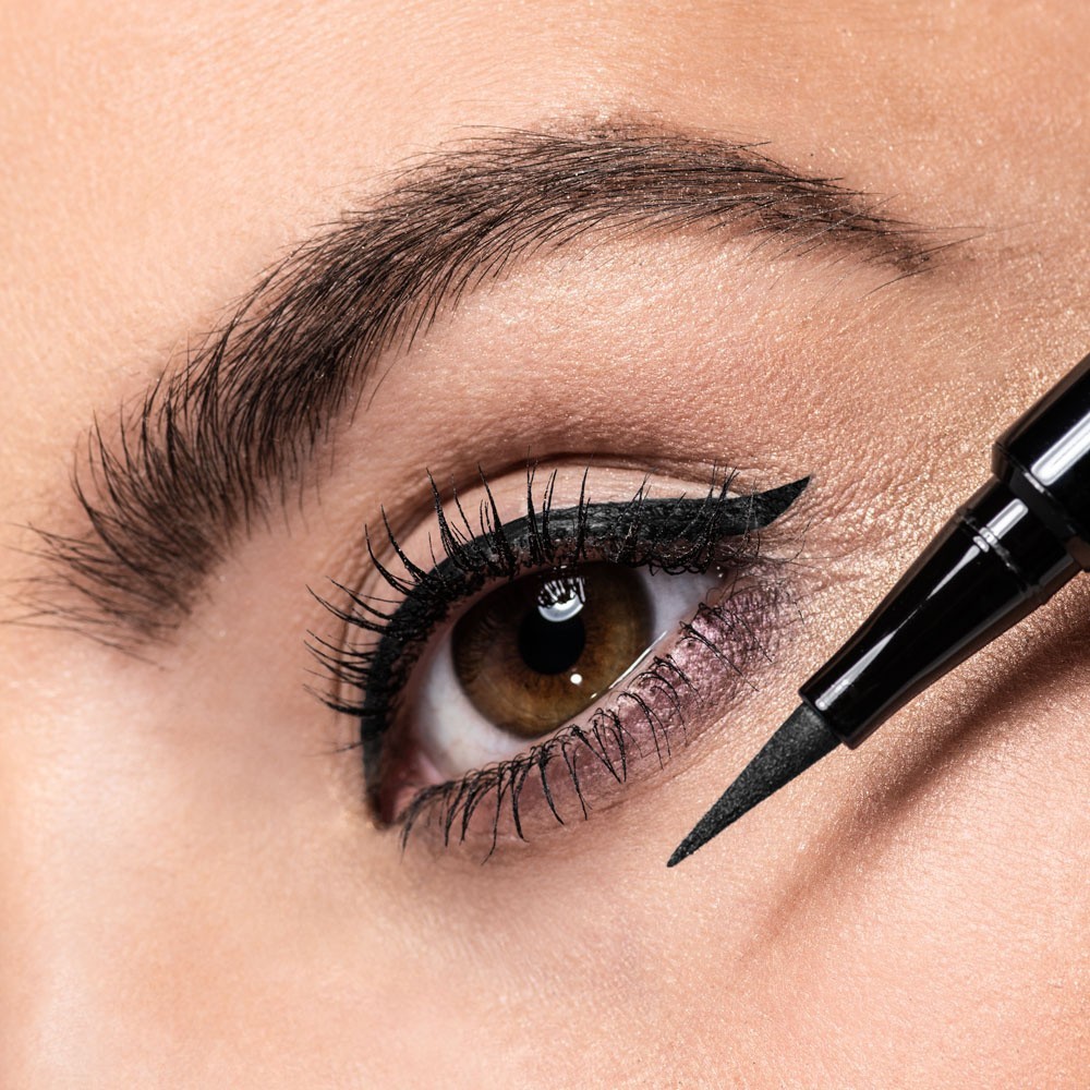 ARTDECO INTENZÍVNA TEKUTÁ OČNÁ LÍNIARKA LONG TRVALÁ