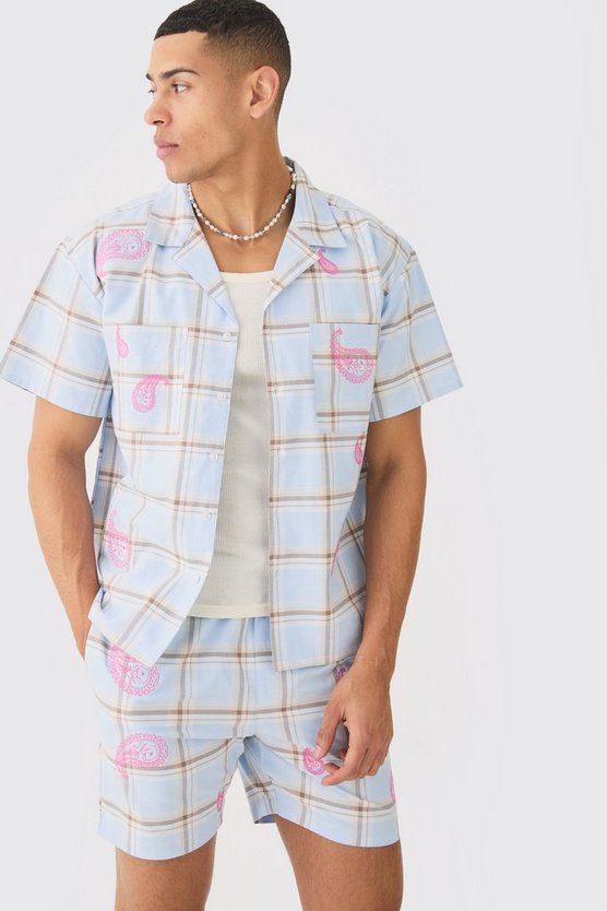 Kastiges kariertes Hemd und Shorts mit Paisley-Stickerei