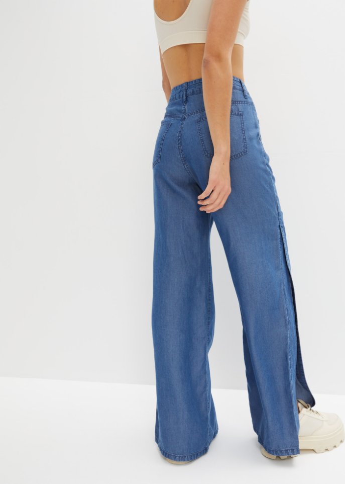 Weite Jeans mit Schlitz aus nachhaltigem Lyocell