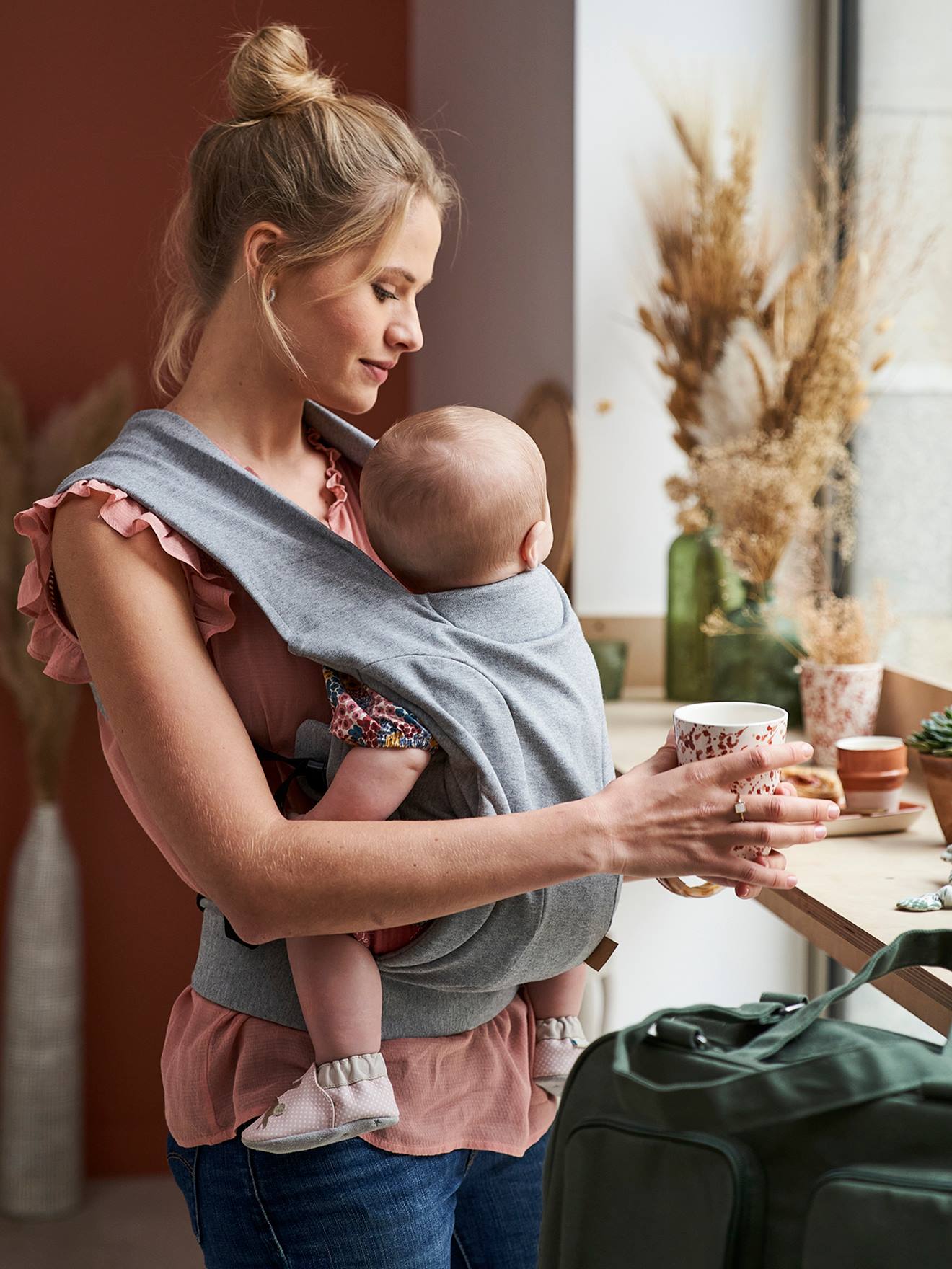 Porte-bébé ventral Physiologique + vertbaudet gris chiné
