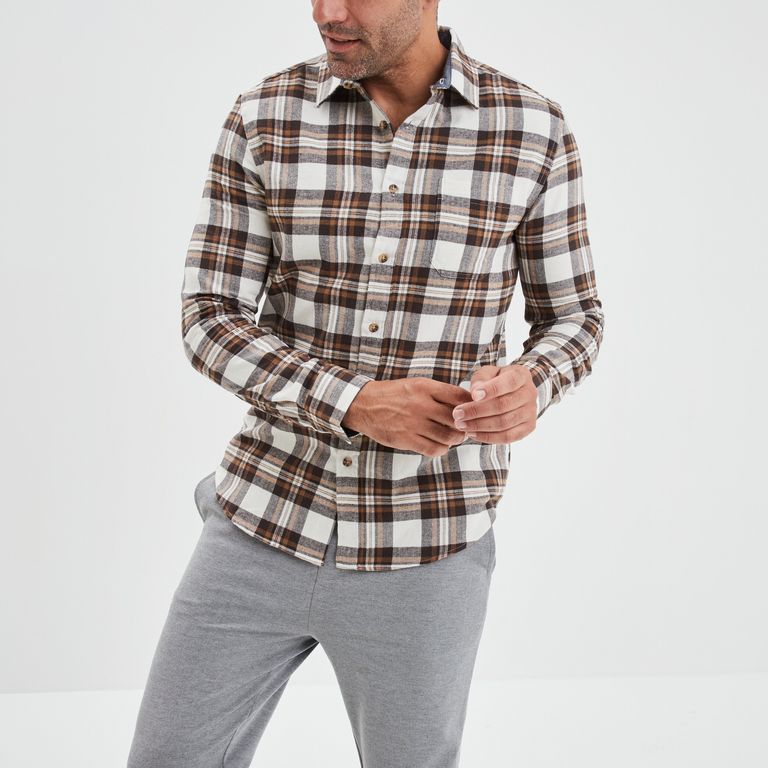 Chemise manches longues droite beige homme | La Halle