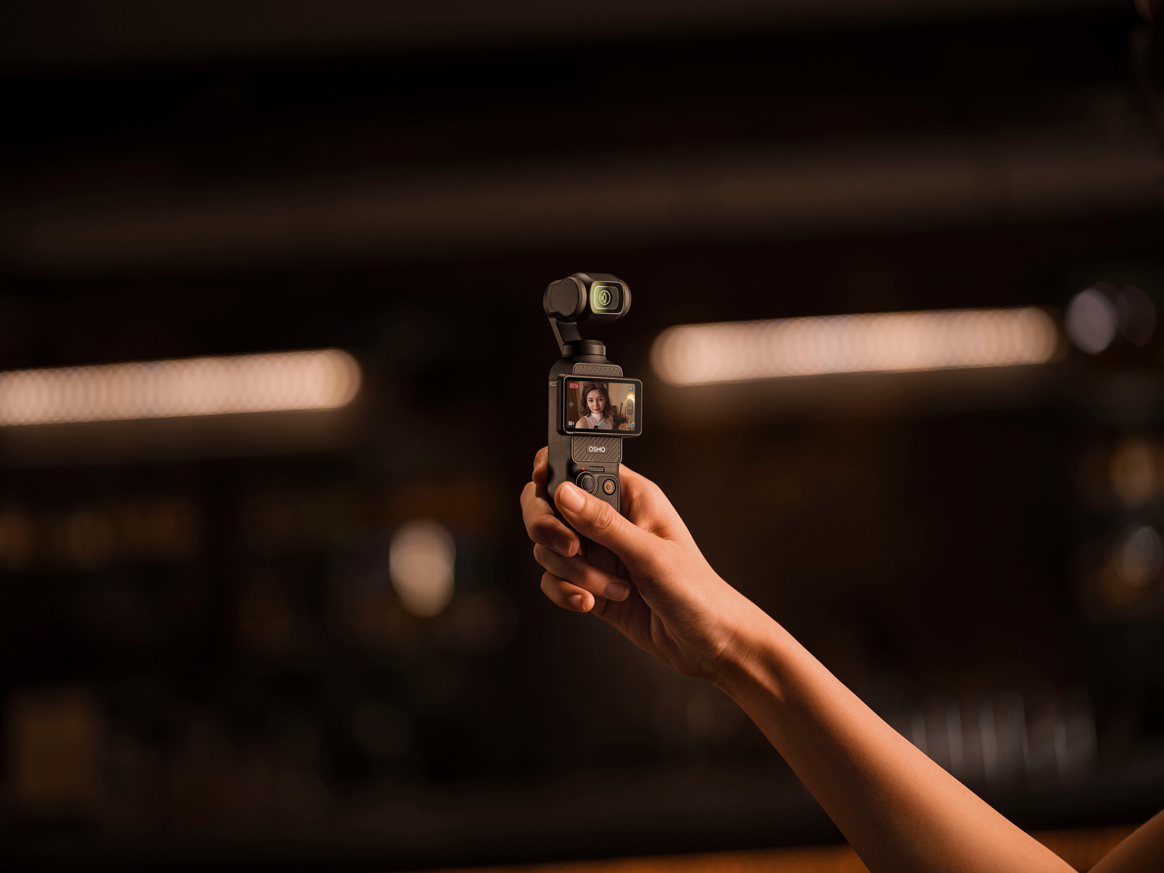 DJI Osmo Pocket 3 Camcorder (4K Ultra HD, Bluetooth)