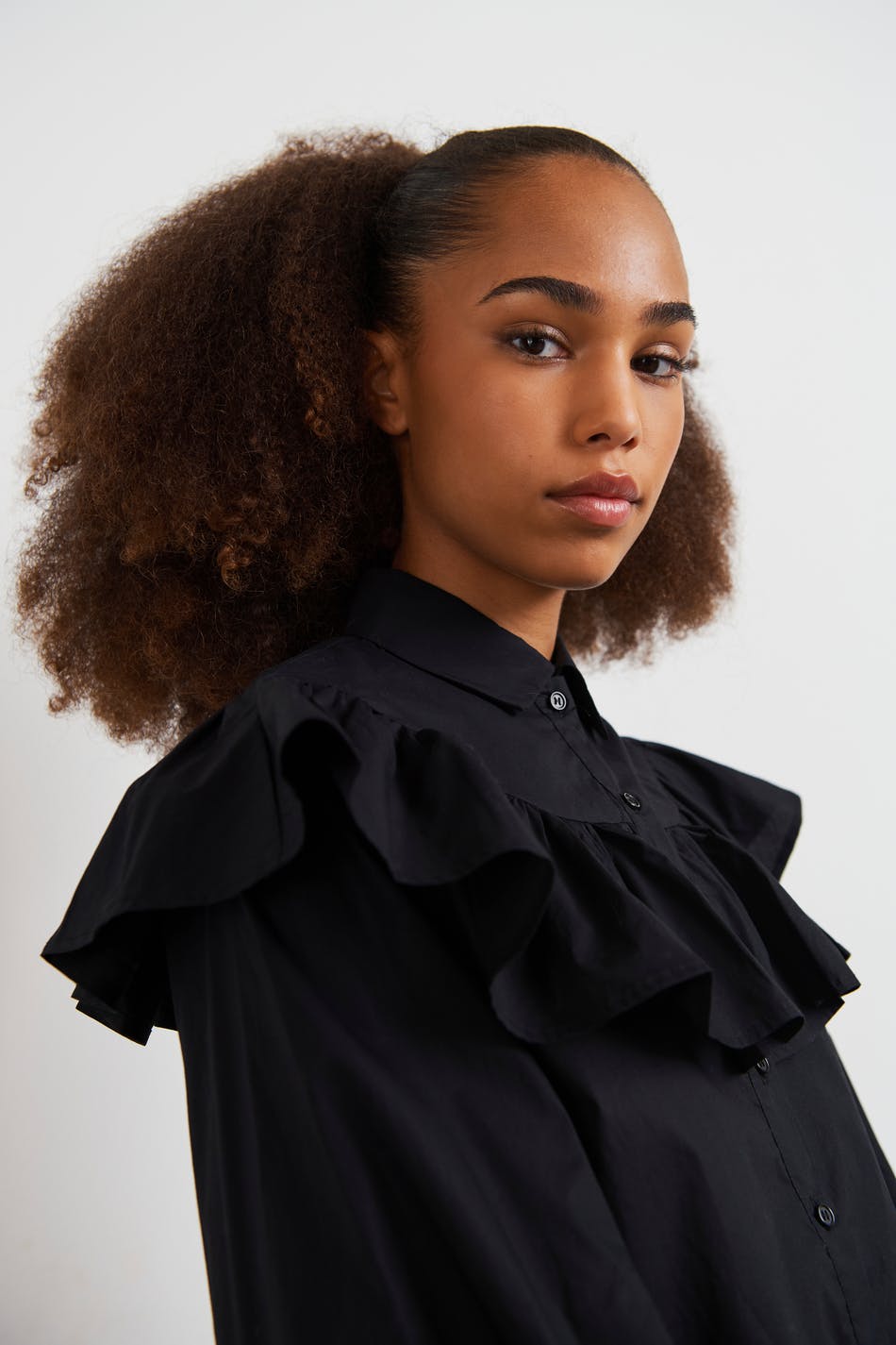 S frill blouse