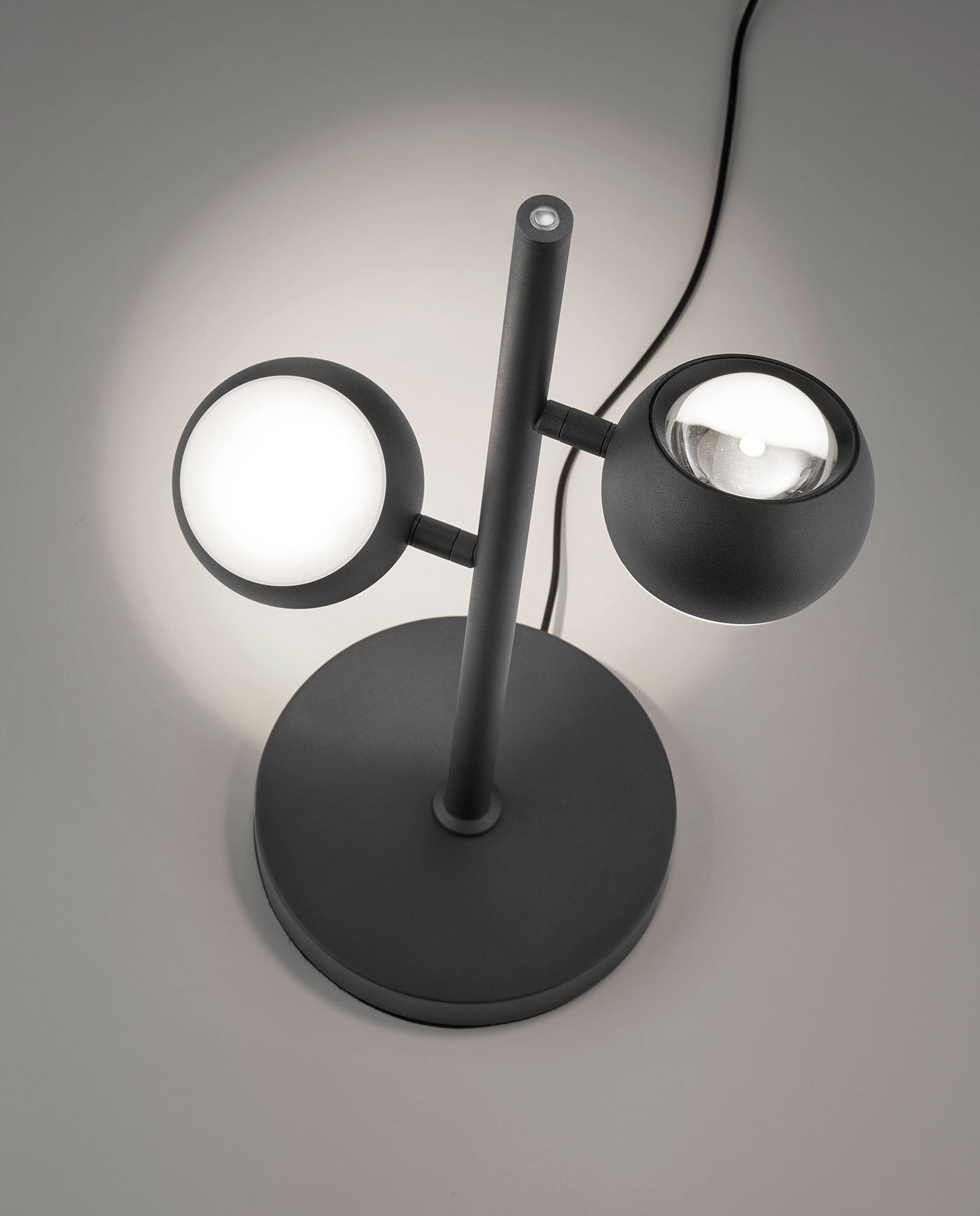 MusterringLED-Tischleuchte 2flg