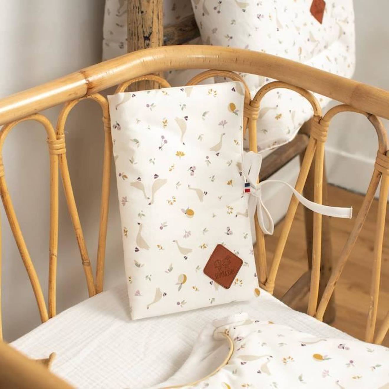 Protége carnet de santé bébé en coton