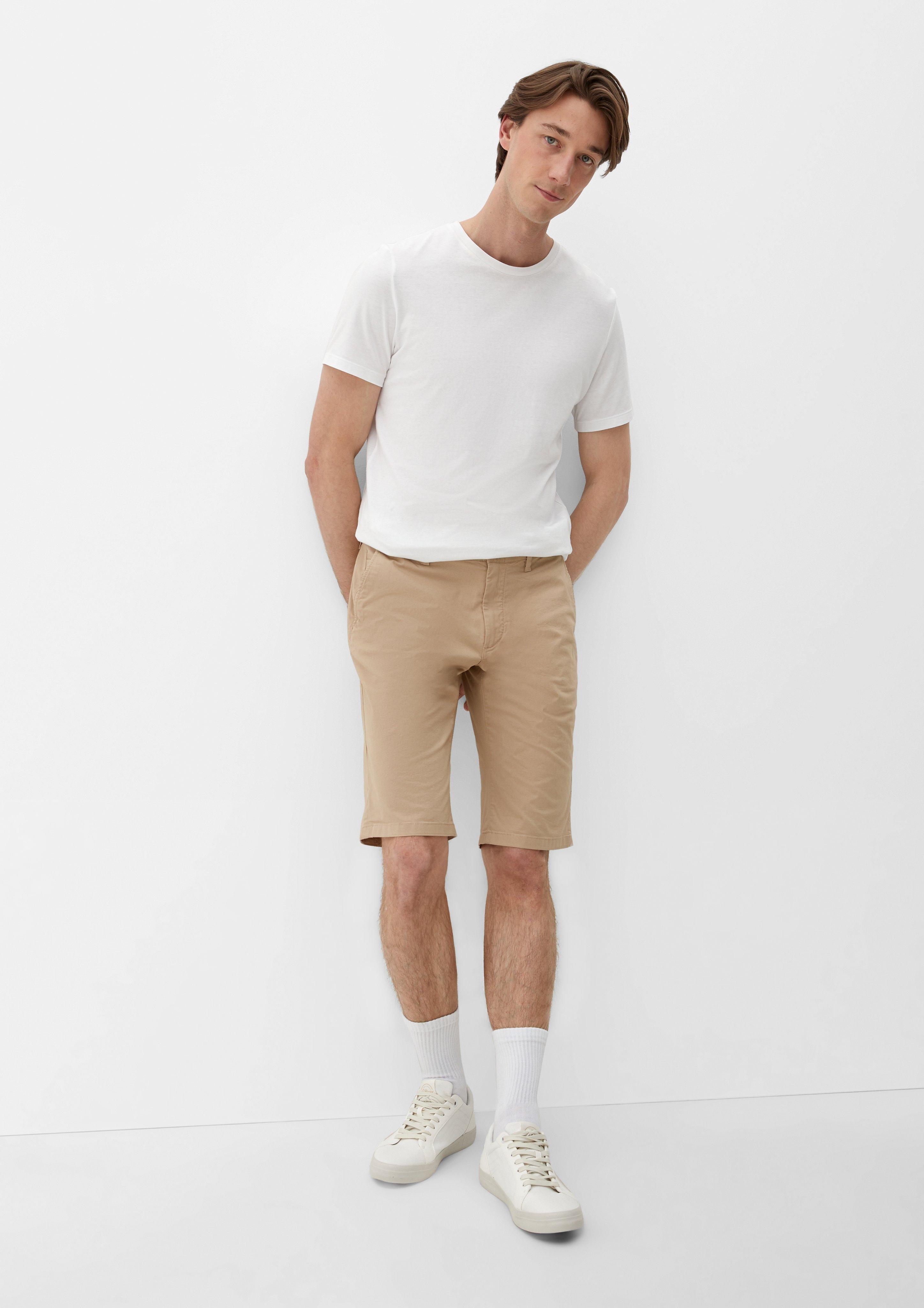 Slim: Bermuda-Chino  2132920-8411