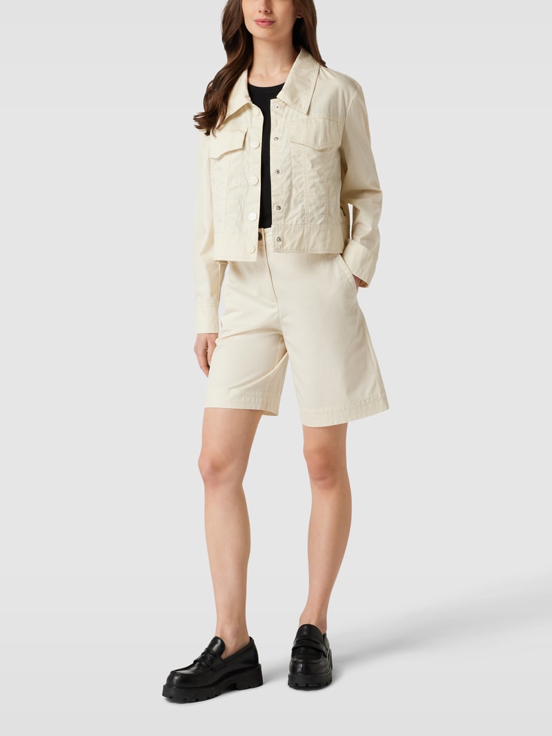High Waist Bermudas mit Label-Print in offwhite