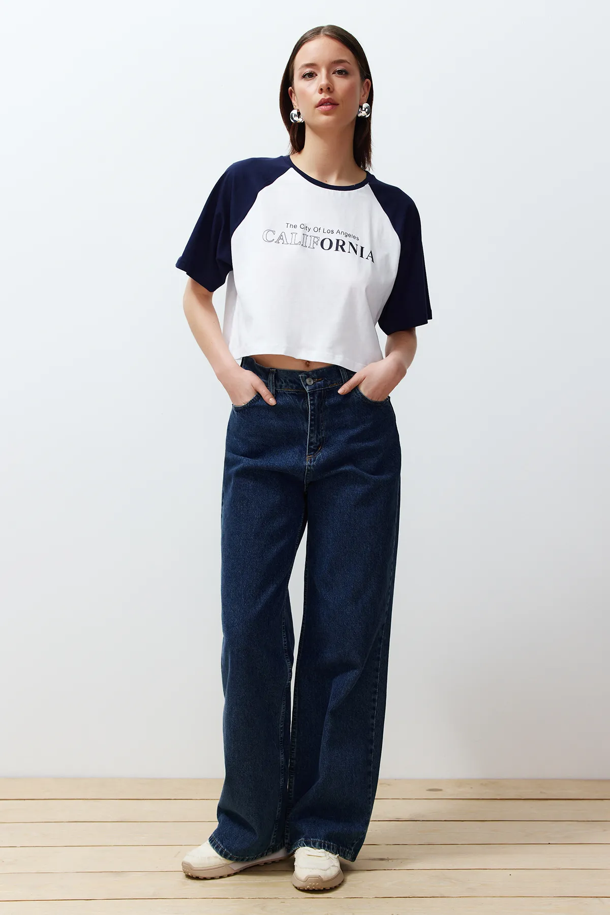 Trendyol Collection  T-Shirt - Weiß - Relaxed Fit