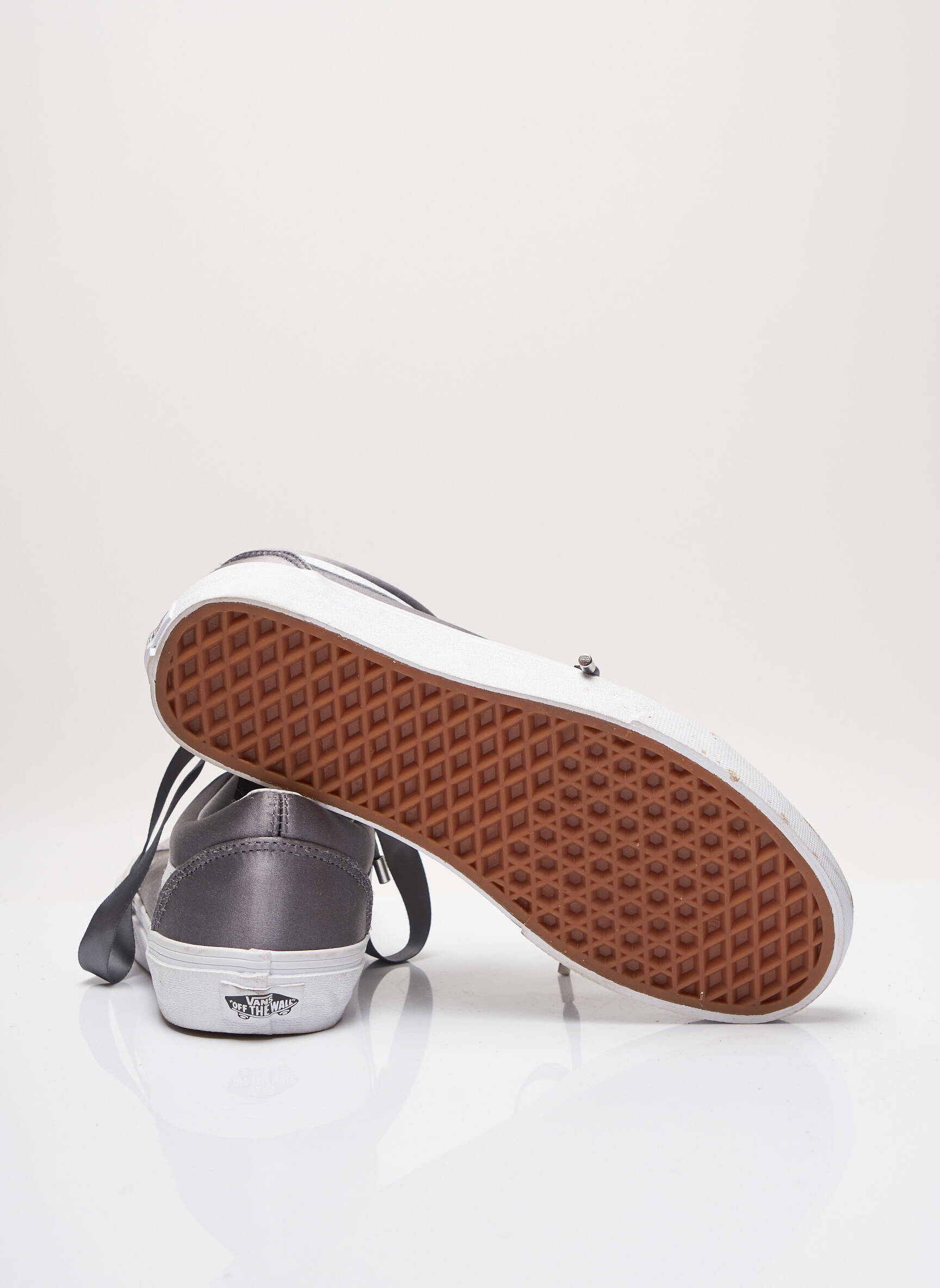 Vans Baskets Femme couleur gris