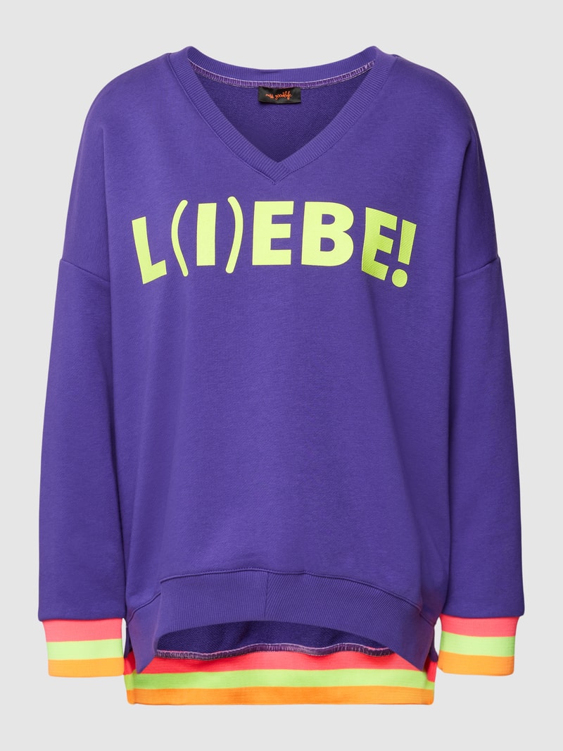 Sweatshirt mit Statement-Print Modell 'L(I)EBE!' in lila