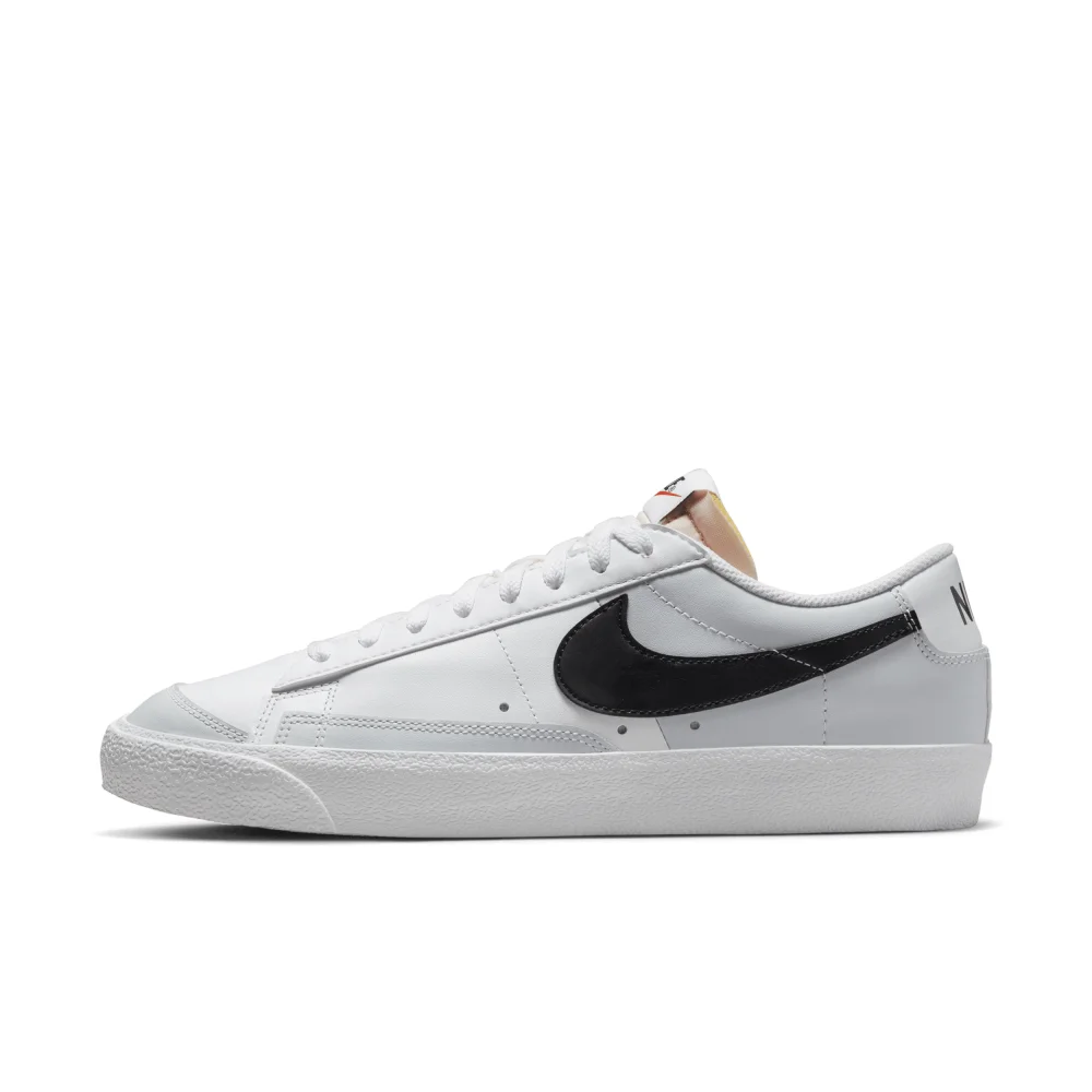 Nike Blazer LOW 77 DZ3480-100 / weiss