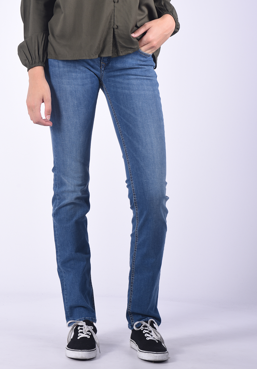 CLYDD  Jean bleu coupe regular