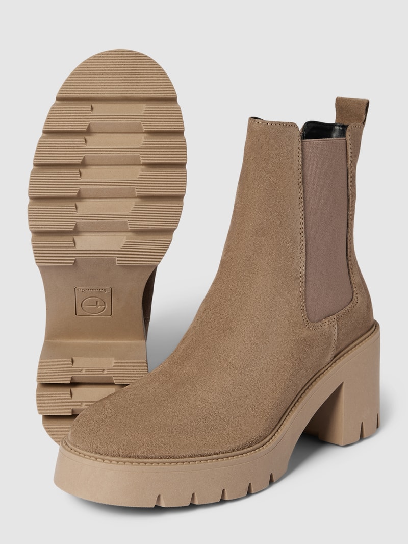 Stiefeletten mit Blockabsatz und profilierter Sohle in beige