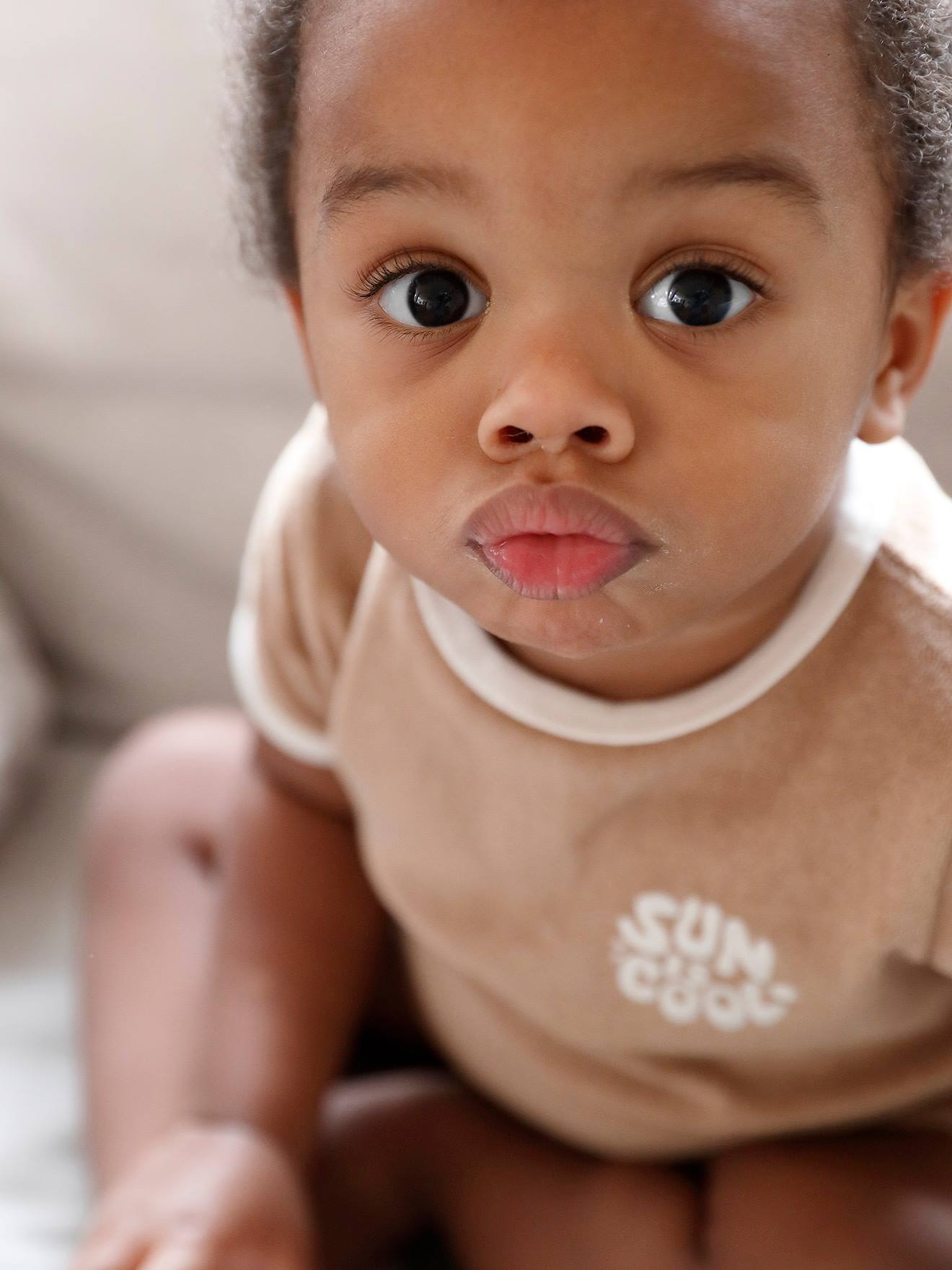 Ensemble en éponge bébé T-shirt + short taupe