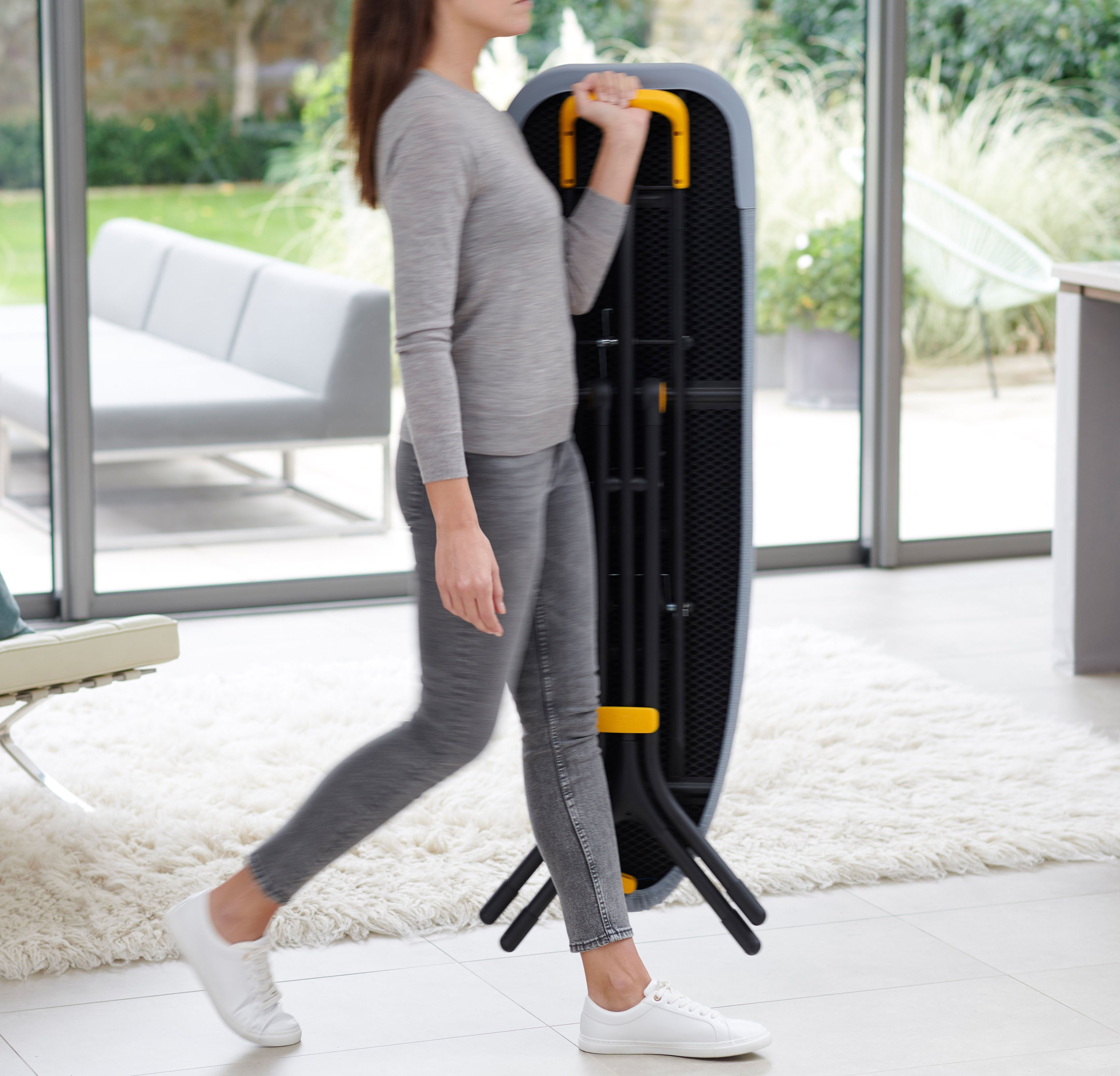 Joseph Joseph Bügelbrett Glide™ Easy-Store, Bügelfläche 108x38 cm, DripShield™ Technologie & hitzebeständiger Silikon-Bügeleisenauflage