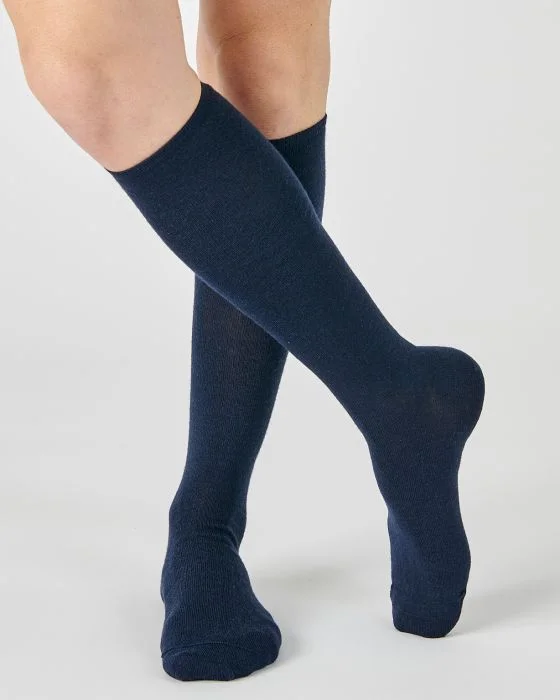 Lot de 2 paires de mi-bas laine et maille Thermolactyl.