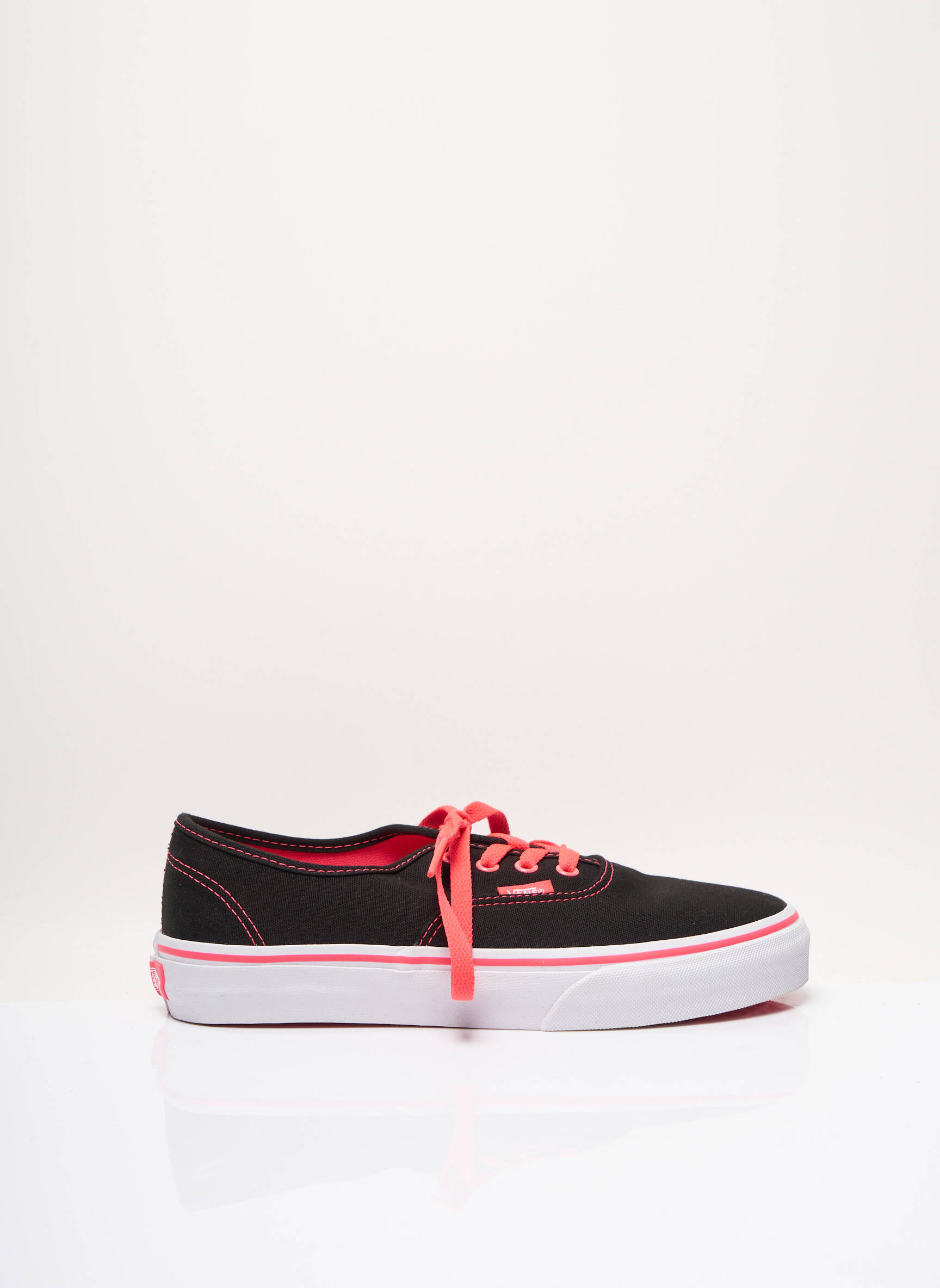 Vans Baskets Unisexe couleur noir