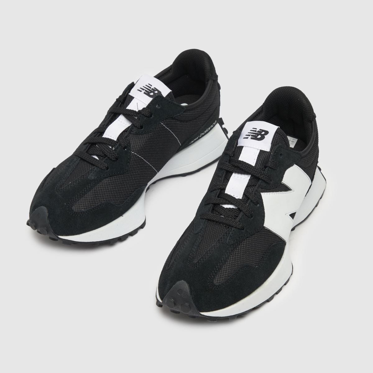New Balance 327 cipők fekete és fehér színben