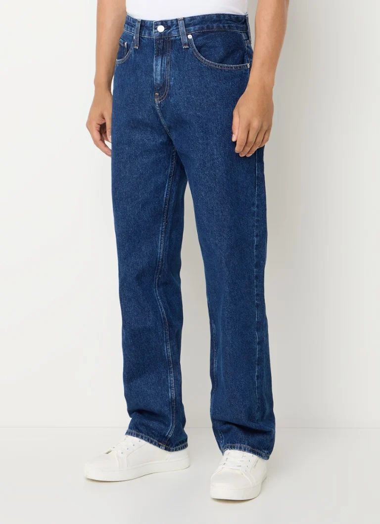 Calvin Klein jeans med rette ben og mørk vask