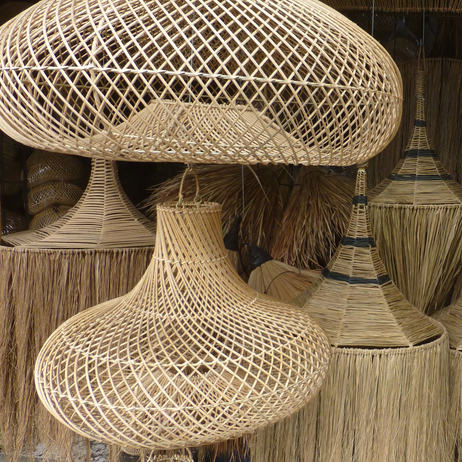 Casa Moro Deckenleuchten Rattan Lampe MIA Korbgeflecht Wohnzimmer Esszimmer Pendelleuchte Boho, ohne Leuchtmittel, Handgefertigte Designer Hängeleuchte, natur Beige