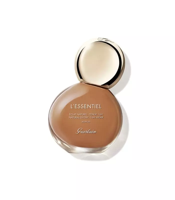 L'ESSENTIEL Fond de teint éclat naturel tenue 16h - IP 20