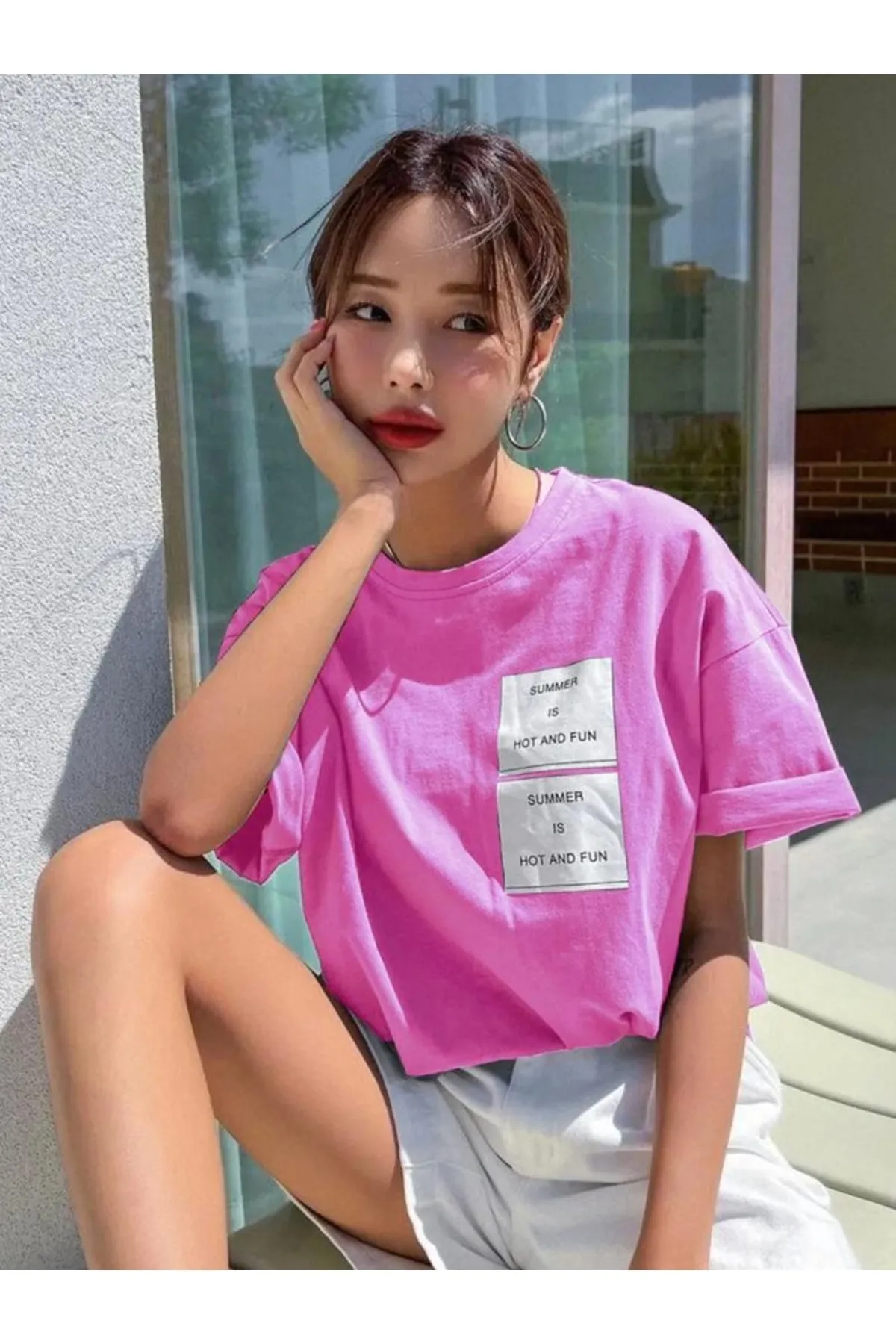 MOONBULL  Übergroßes rosa Hot And Fun-T-Shirt mit Aufdruck