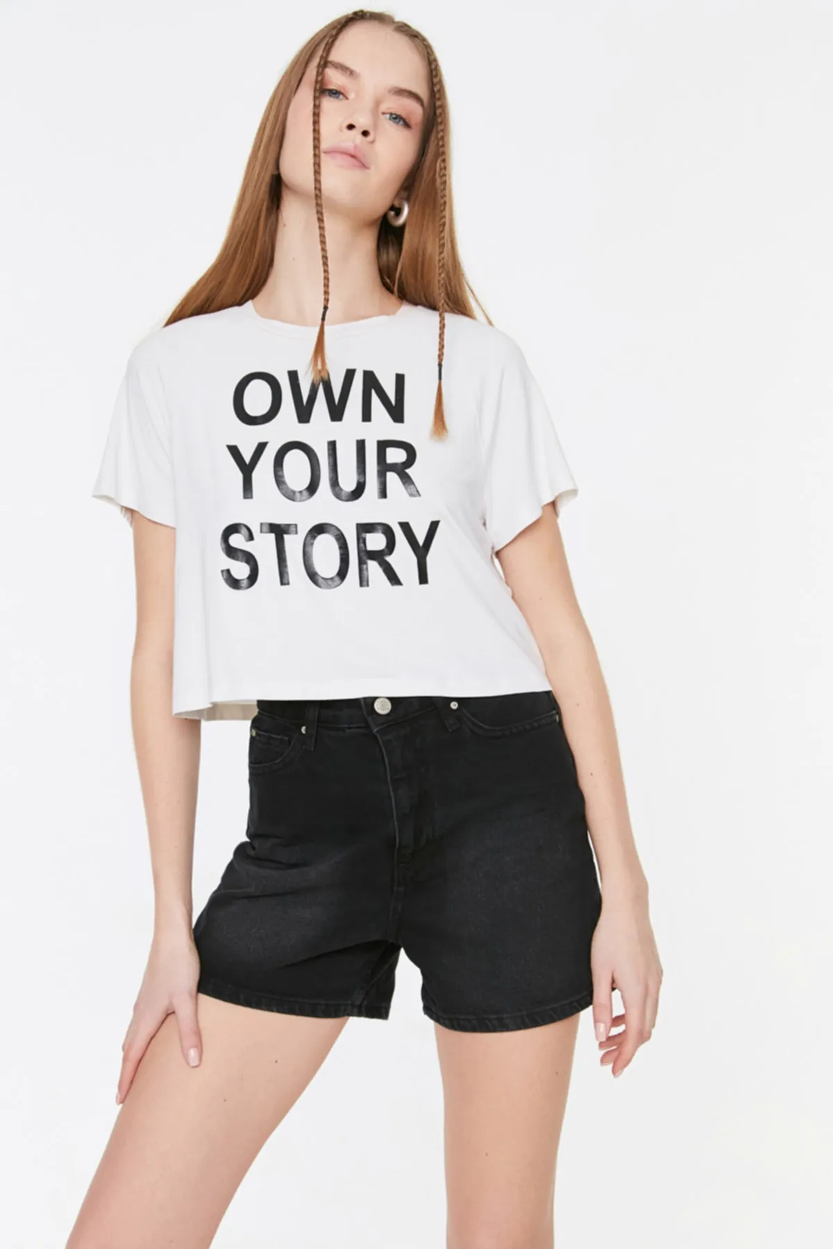 Trendyol Collection  Shorts - Schwarz - Hoher Bund