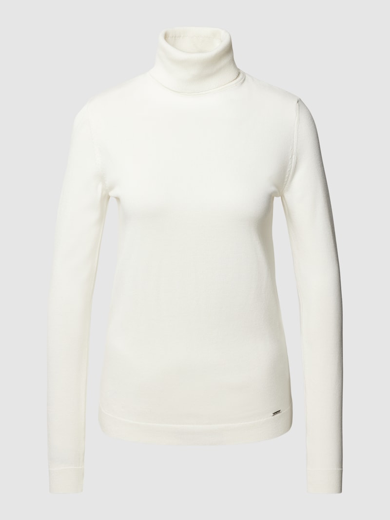 Rollkragenpullover in unifarbenem Design mit Label-Detail in offwhite