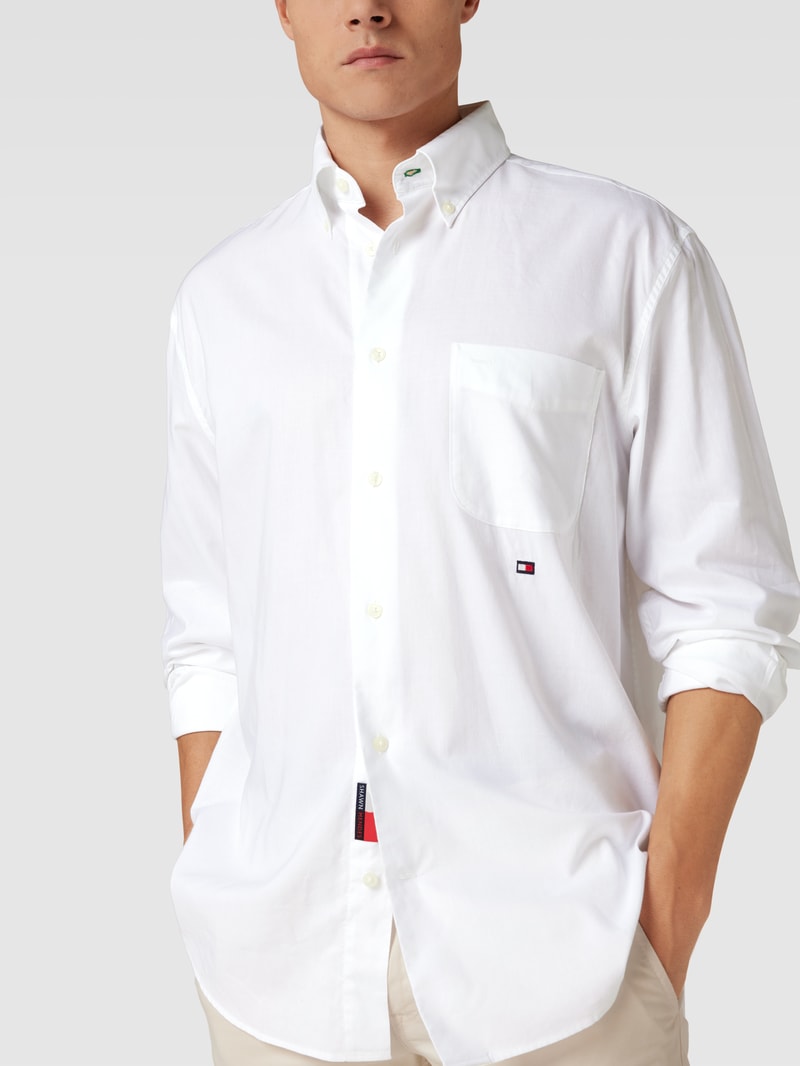 Freizeithemd mit Button-Down-Kragen in weiß