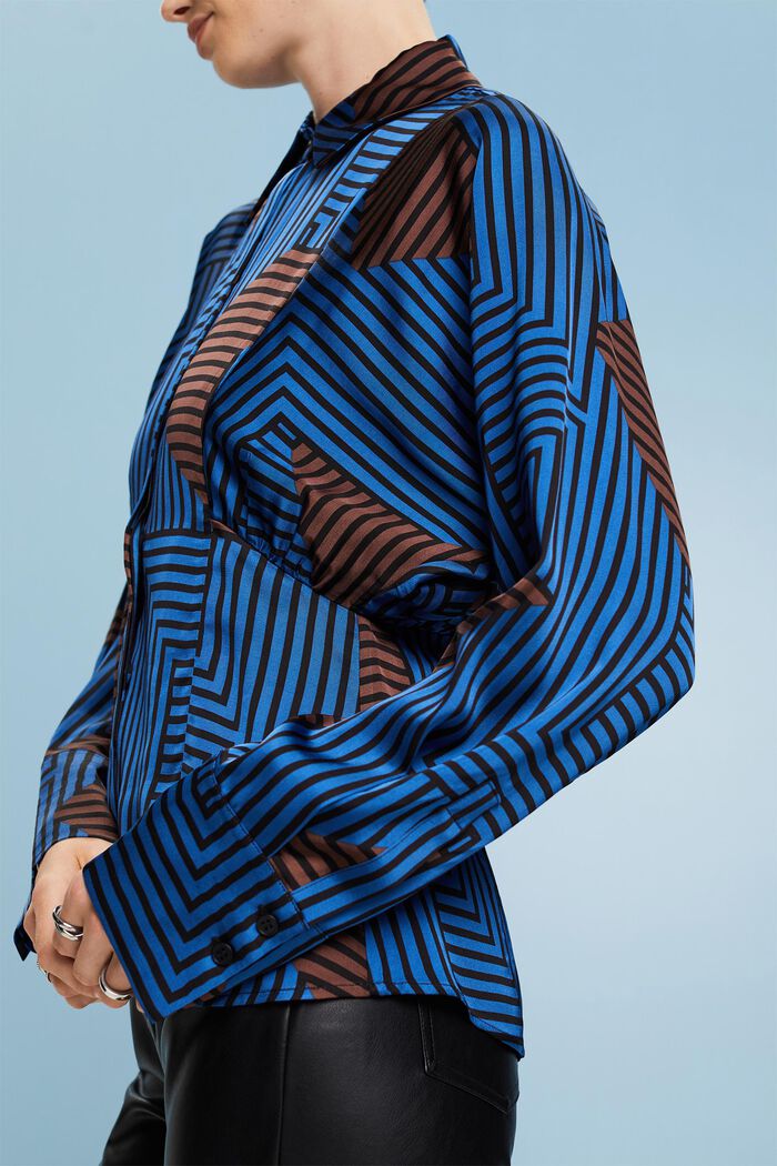 Satinbluse mit Fledermausärmeln