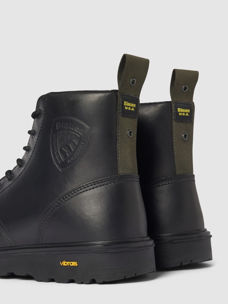 Ankle-Boots mit Label-Detail Modell 'GUANTANAMO' in schwarz