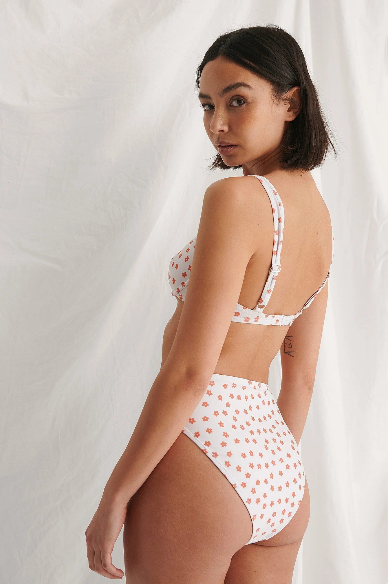 Recyceltes Bikini-Höschen mit hoher Taille