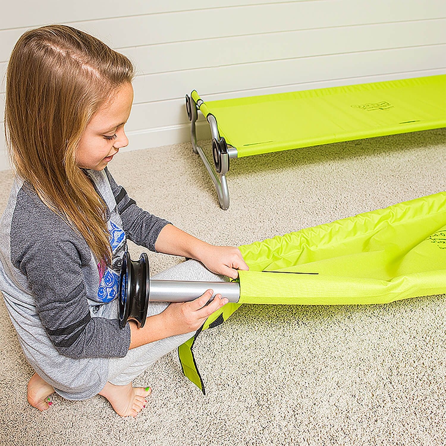 Campingbett Kid-O-Bunk mit Seitentaschen