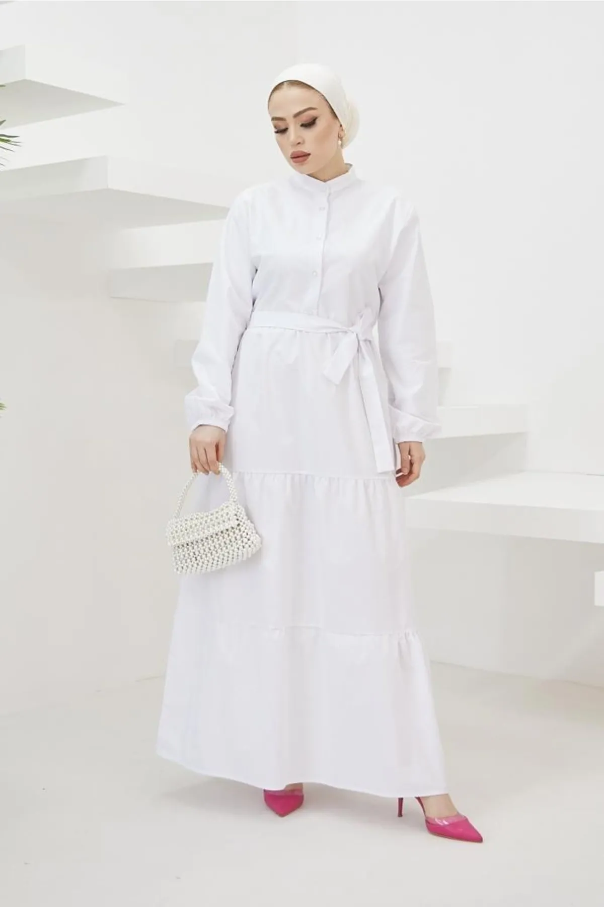 benguen  428 Prächtiges Hijab-Kleid mit Kragen und Knöpfen in Weiß